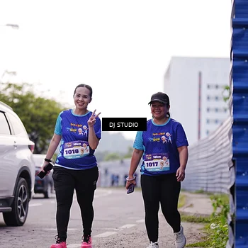 Runner Photo 8389443