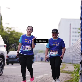Runner Photo 8389445