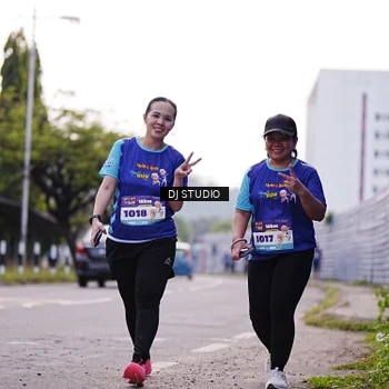 Runner Photo 8389458