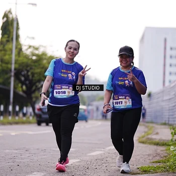 Runner Photo 8389469