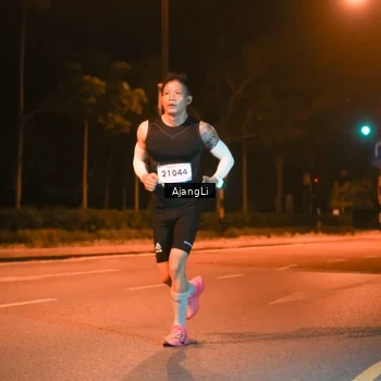 Runner Photo 8389471