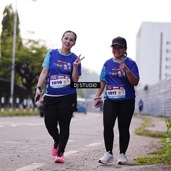 Runner Photo 8389489