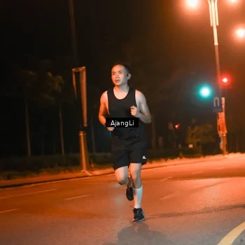 Runner Photo 8389493