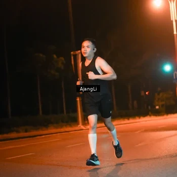 Runner Photo 8389496