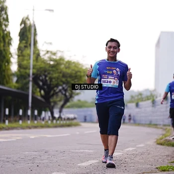 Runner Photo 8389497