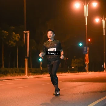 Runner Photo 8389516
