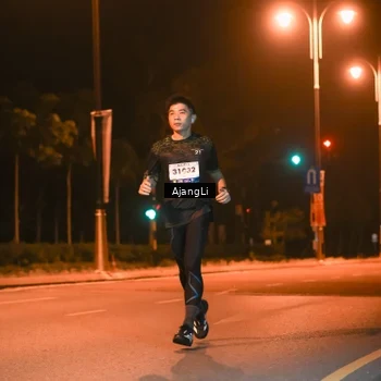 Runner Photo 8389519