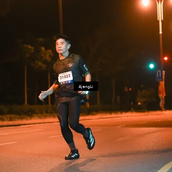 Runner Photo 8389532