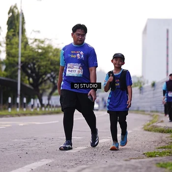 Runner Photo 8389549