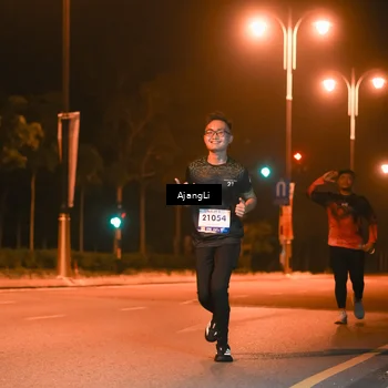 Runner Photo 8389552