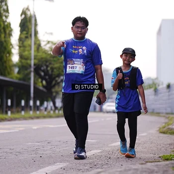 Runner Photo 8389565