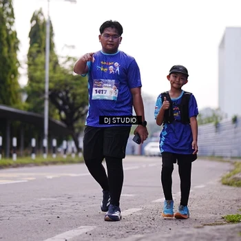 Runner Photo 8389566