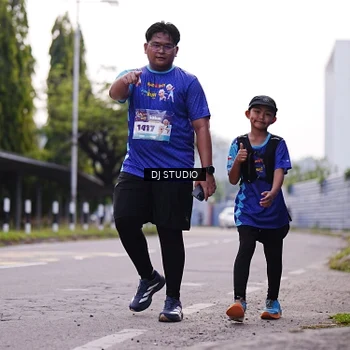 Runner Photo 8389571