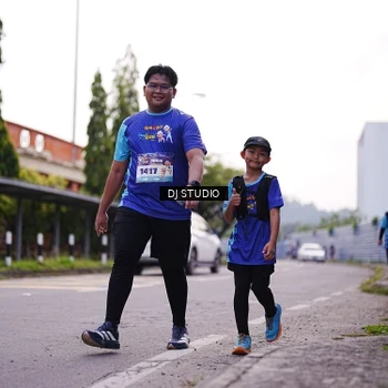 Runner Photo 8389582