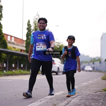 Runner Photo 8389589