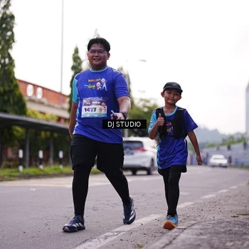 Runner Photo 8389591