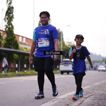 Runner Photo 8389599