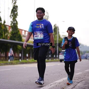 Runner Photo 8389603