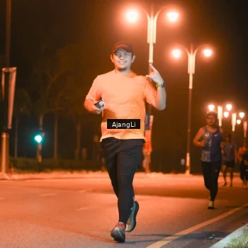 Runner Photo 8389615