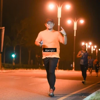 Runner Photo 8389616