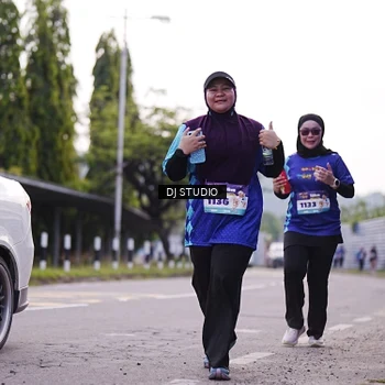 Runner Photo 8389620