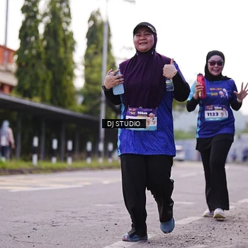Runner Photo 8389624