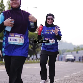 Runner Photo 8389638