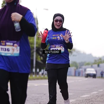 Runner Photo 8389643