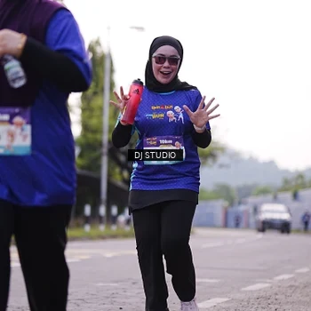 Runner Photo 8389644