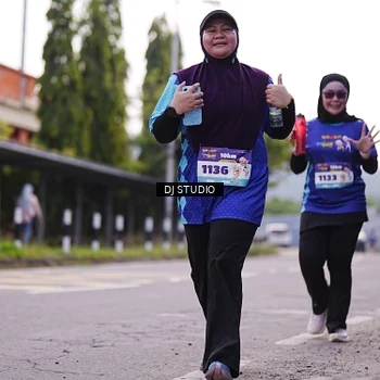 Runner Photo 8389652