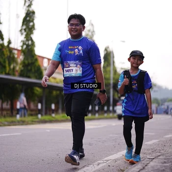 Runner Photo 8389654