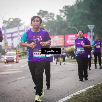 Runner Photo 8389663