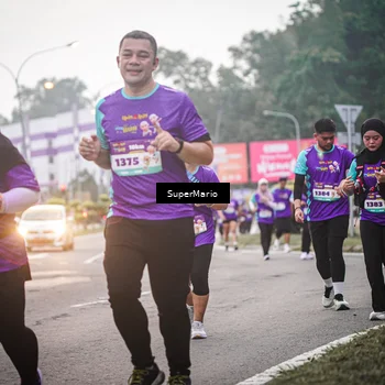 Runner Photo 8389680