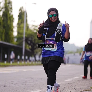 Runner Photo 8389682
