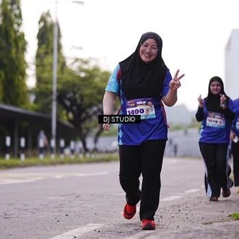 Runner Photo 8389693
