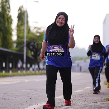 Runner Photo 8389702