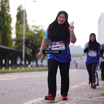 Runner Photo 8389704
