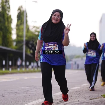 Runner Photo 8389709