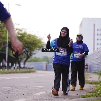 Runner Photo 8389713