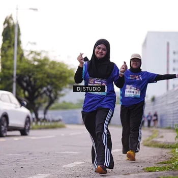 Runner Photo 8389722