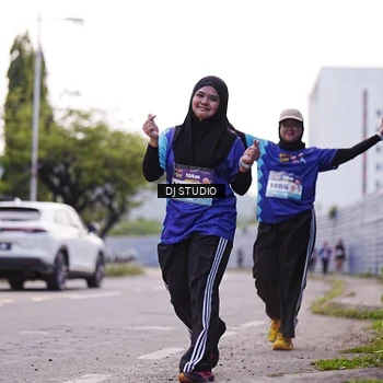 Runner Photo 8389726