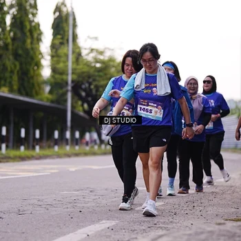 Runner Photo 8389758