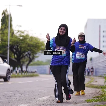 Runner Photo 8389785