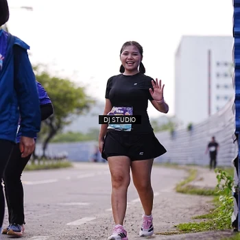 Runner Photo 8389786