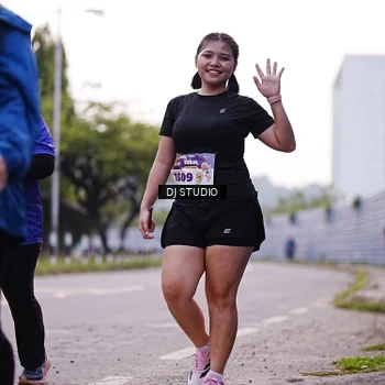 Runner Photo 8389796
