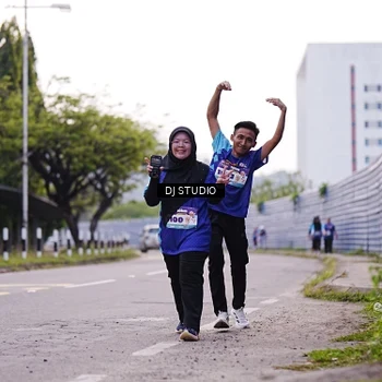 Runner Photo 8389824