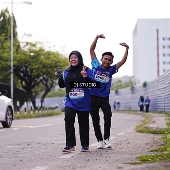 Runner Photo 8389830