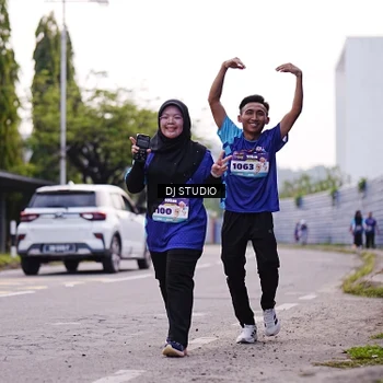 Runner Photo 8389842