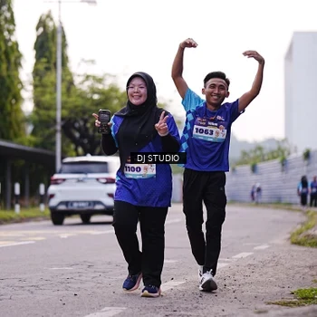 Runner Photo 8389845