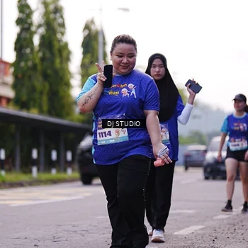 Runner Photo 8389875
